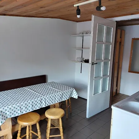 Baltic ホームステイ ウェバ